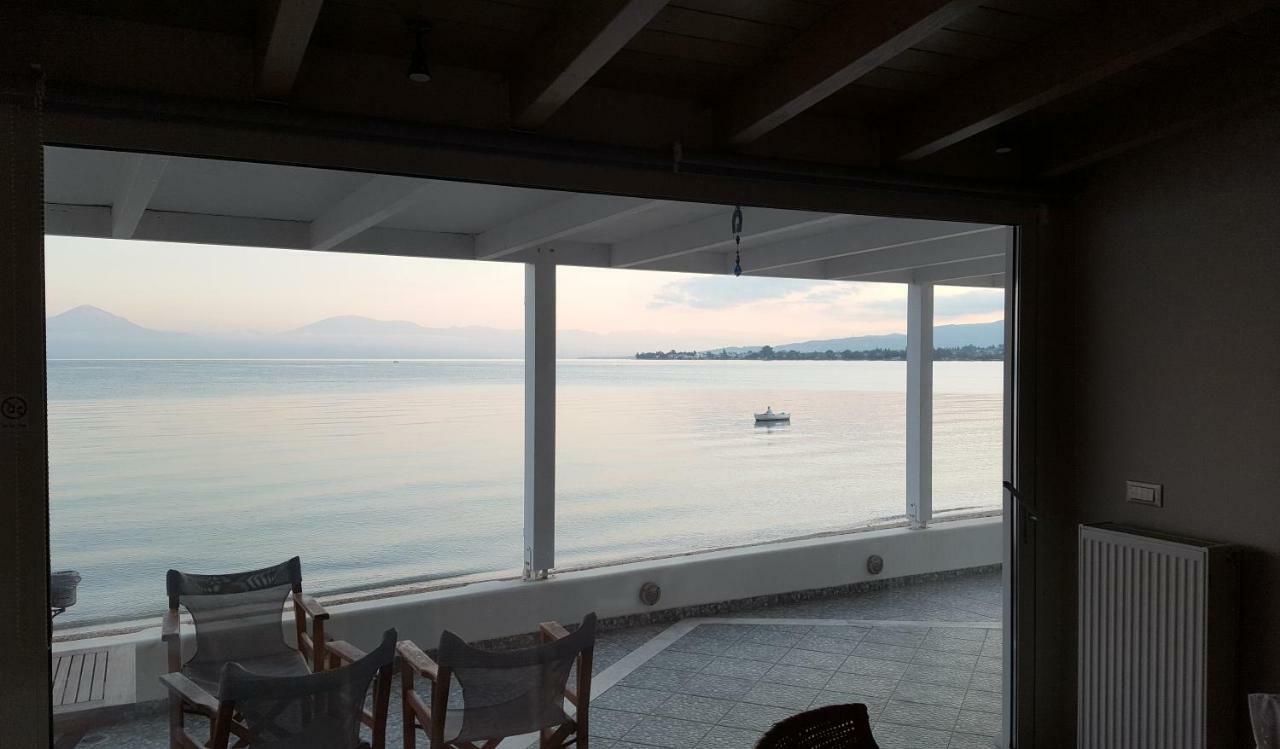 Вилла Patras Luxury Seaside House Экстерьер фото
