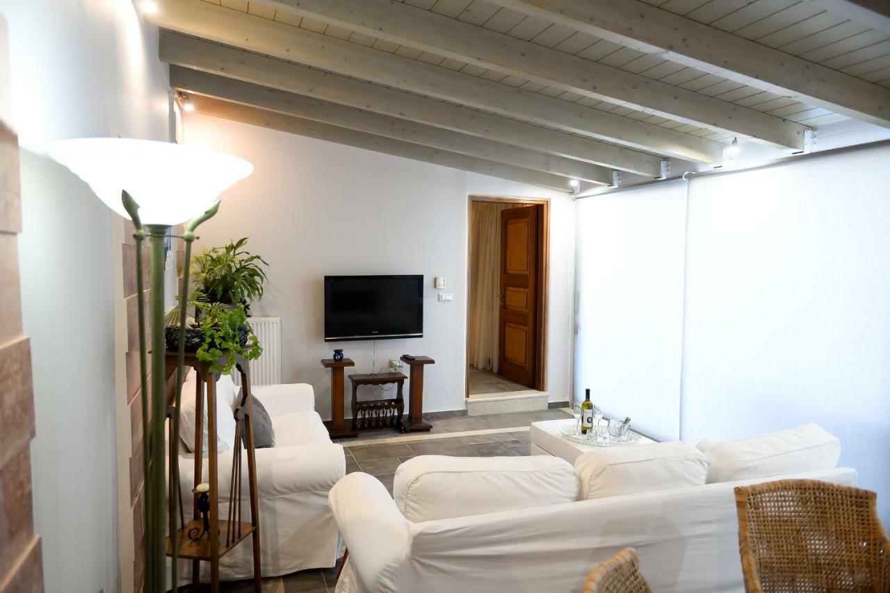 Вилла Patras Luxury Seaside House Экстерьер фото